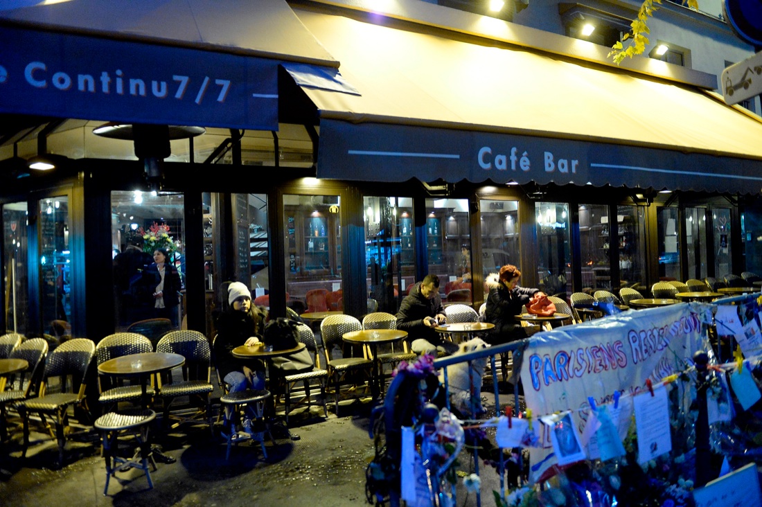 Parigi, la vita un mese dopo la strage