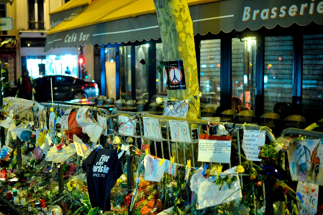 Parigi, la vita un mese dopo la strage