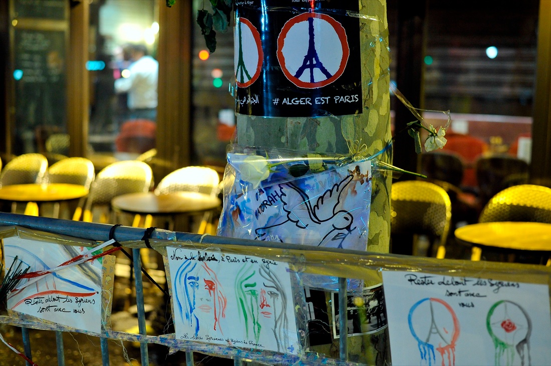 Parigi, la vita un mese dopo la strage