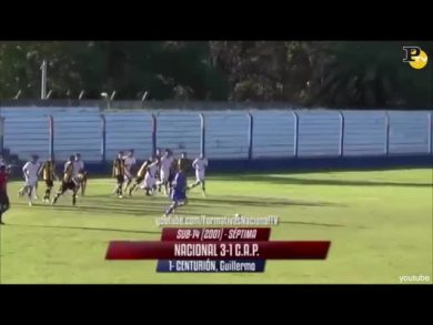 Uruguay: il gol coast to coast del portiere