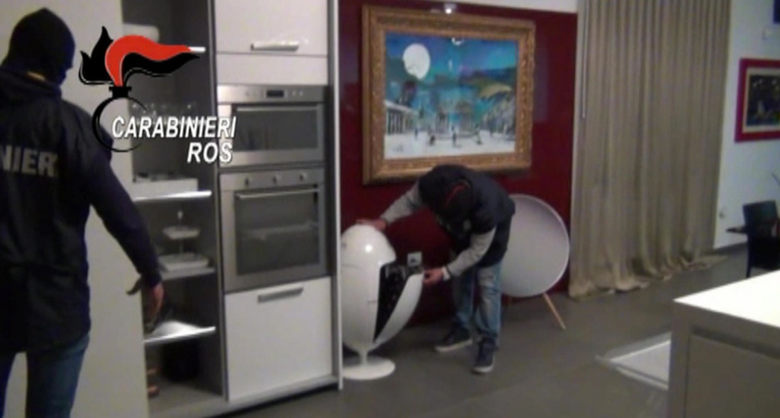 Camorra, blitz contro il clan dei casalesi – Foto Camorra, blitz contro il clan dei casalesi – Foto