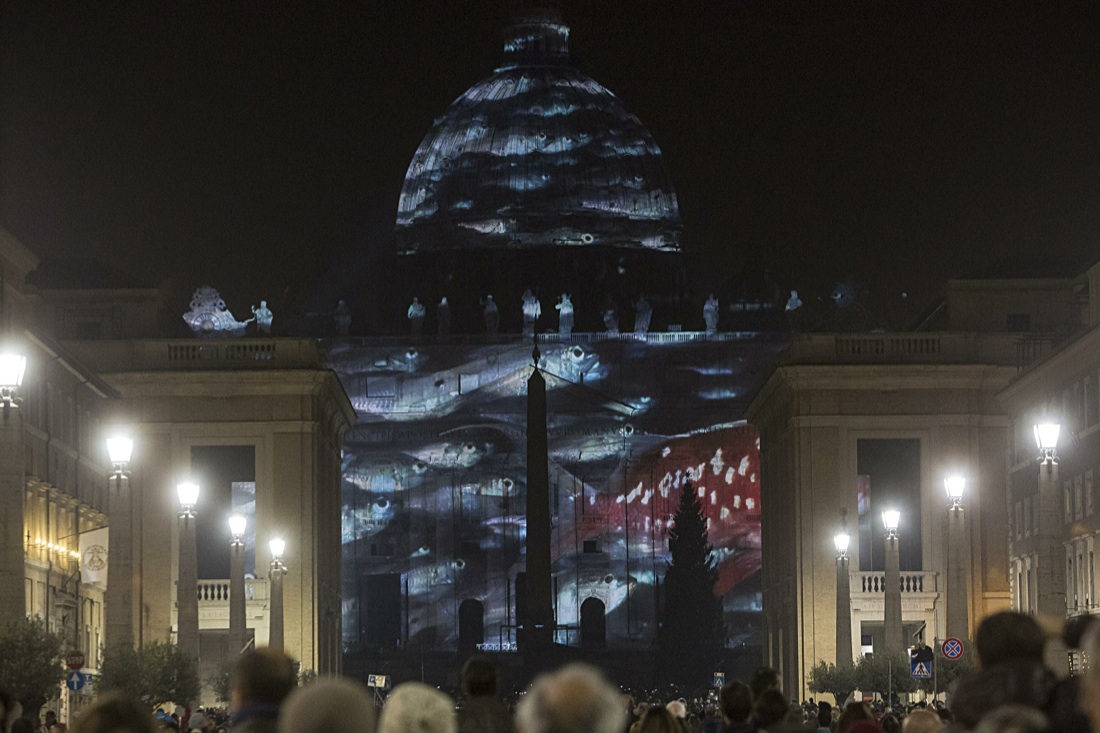 Giubileo: Fiat Lux, lo spettacolo della natura sulla basilica di San Pietro