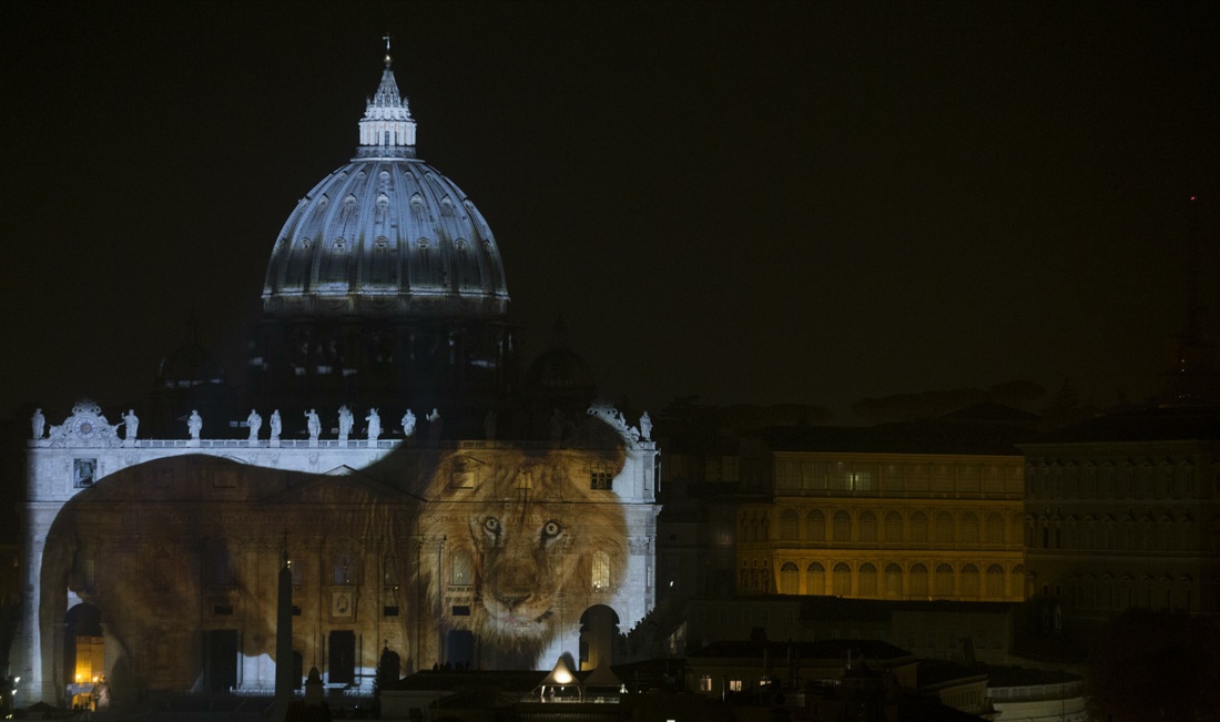 Giubileo: Fiat Lux, lo spettacolo della natura sulla basilica di San Pietro