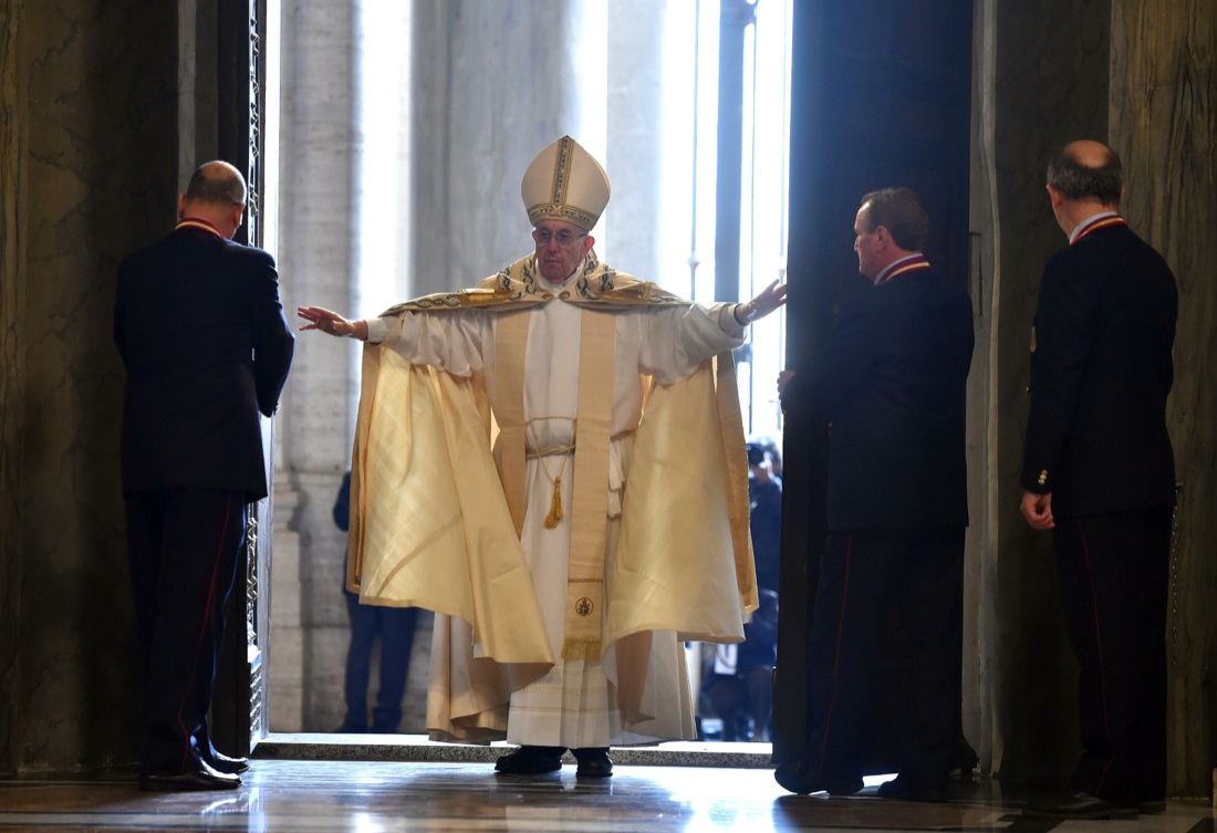 Il Giubileo dei due Papi tra paura e misericordia Il Giubileo dei due Papi tra paura e misericordia