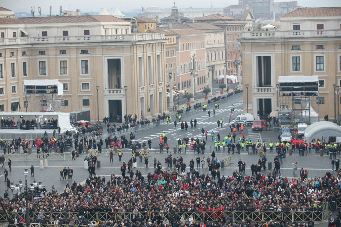Il Giubileo dei due Papi tra paura e misericordia Il Giubileo dei due Papi tra paura e misericordia