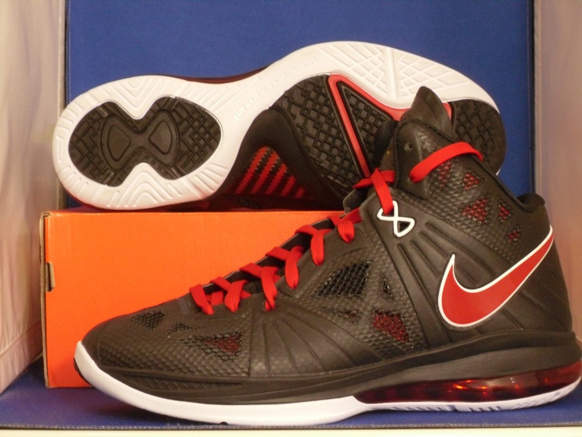 Galleria foto 'Nba: LeBron James firma un contratto a vita con Nike' - foto 6