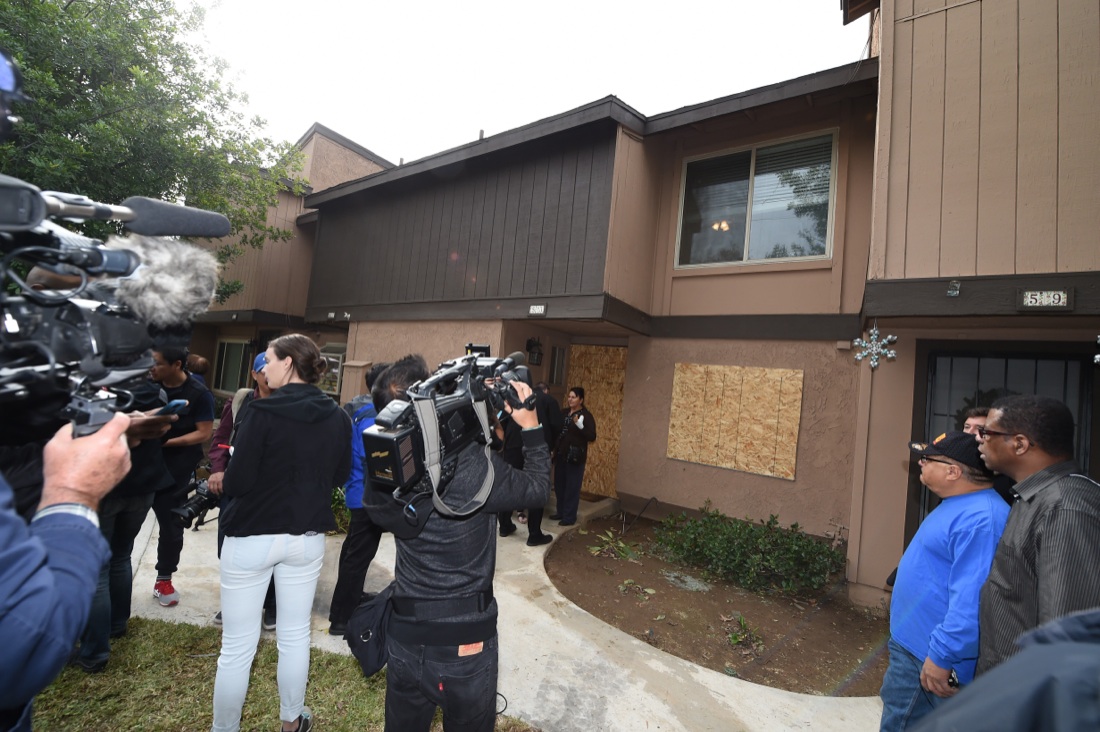 Strage di San Bernardino, la foto dei killer di ritorno dall’Arabia Saudita – Foto