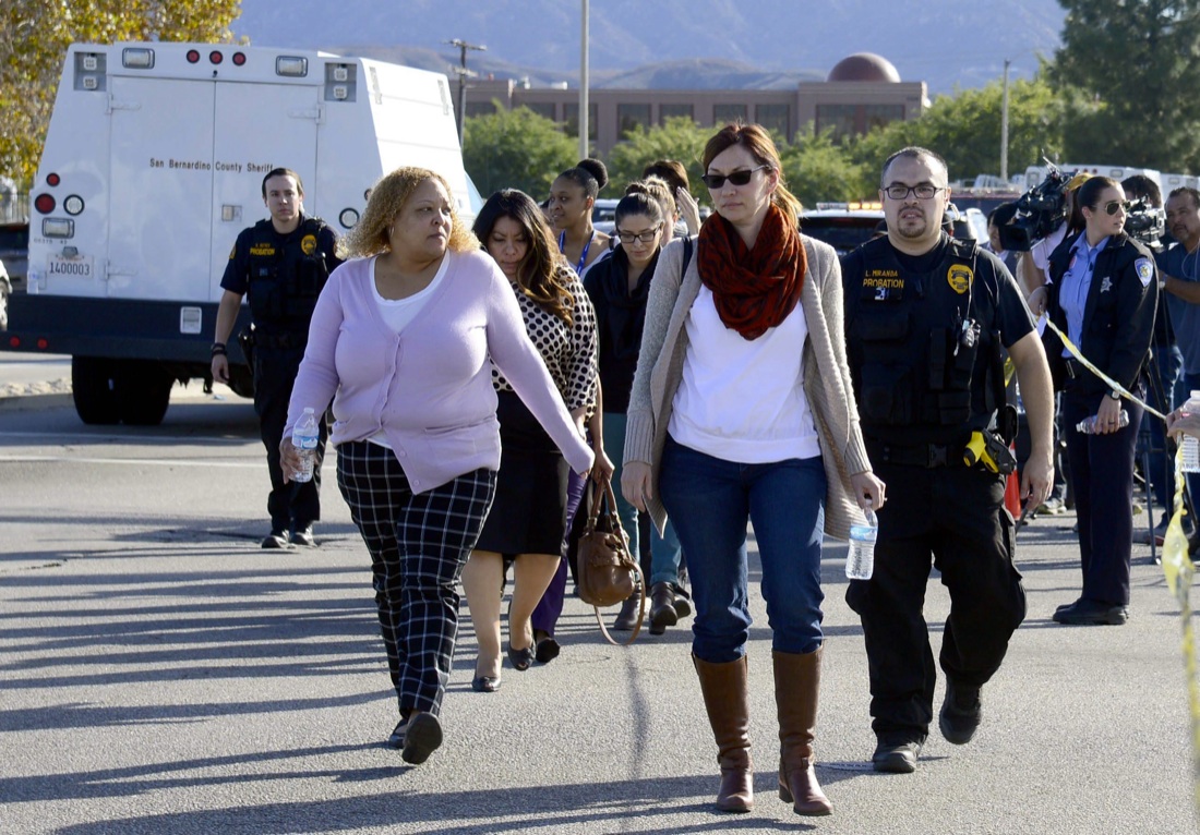 Strage di San Bernardino, la foto dei killer di ritorno dall’Arabia Saudita – Foto