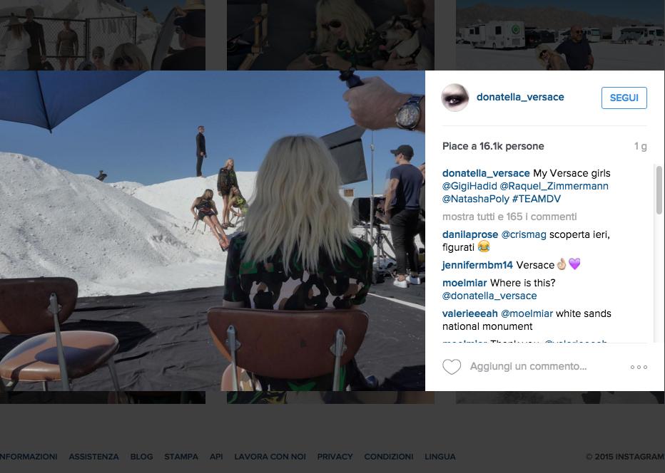 Donatella Versace arriva su Instagram: 100mila follower in un giorno Donatella Versace arriva su Instagram: 100mila follower in un giorno