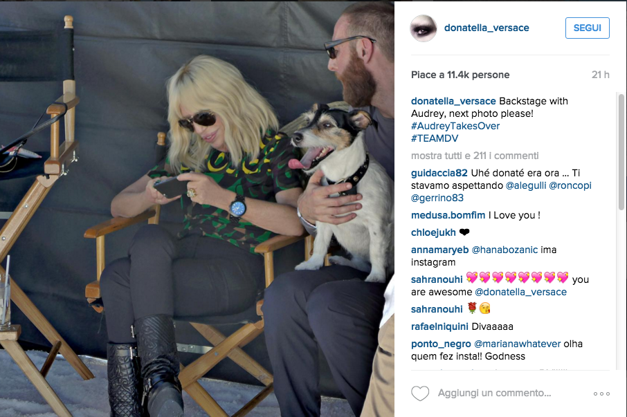 Donatella Versace arriva su Instagram: 100mila follower in un giorno Donatella Versace arriva su Instagram: 100mila follower in un giorno