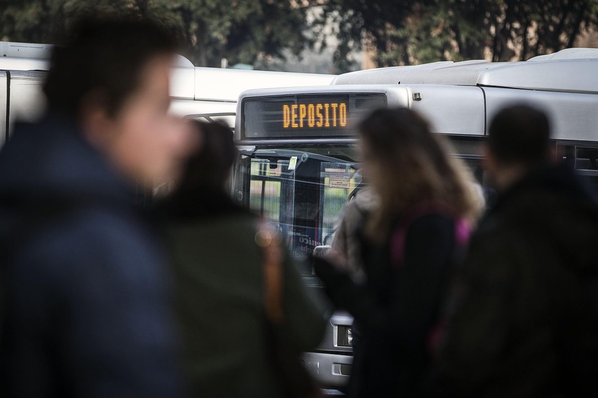 Galleria foto 'Roma: traffico in tilt per gli scioperi' - foto 2