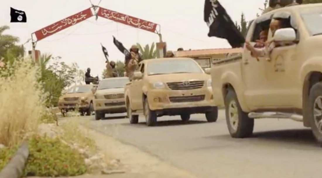 Isis, nuovo video dell’orrore, decapitata una “spia russa” – Foto