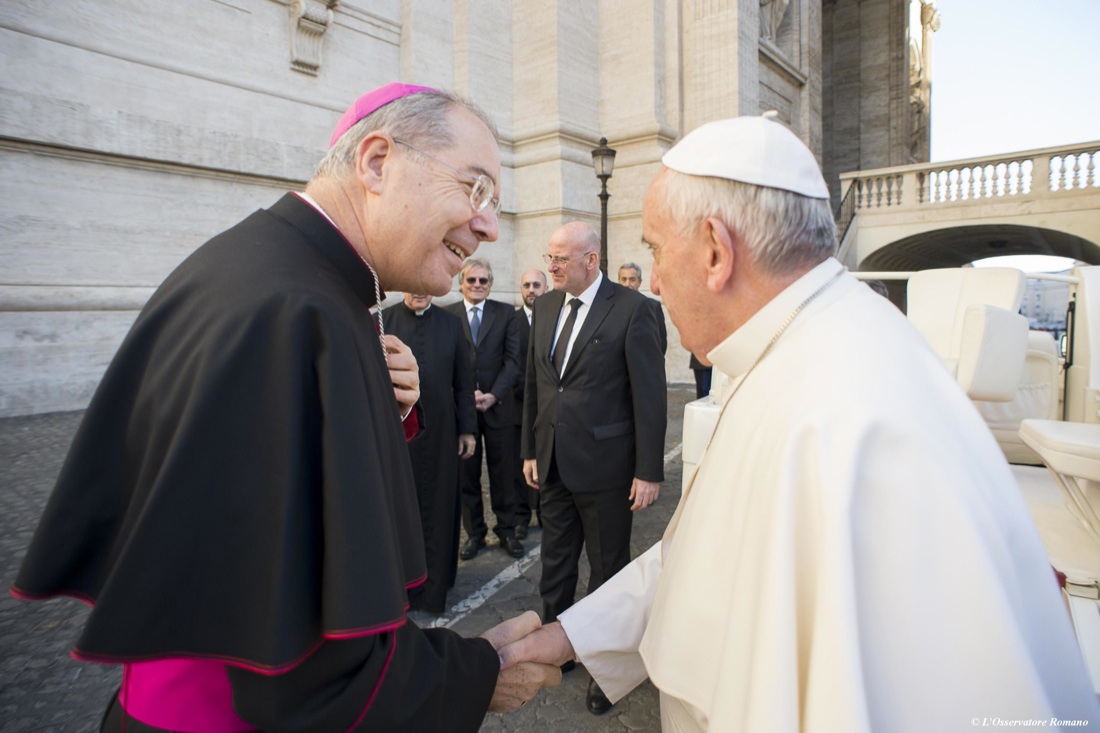 Papa Francesco: “Sono un peccatore, mi confesso ogni 15 giorni”