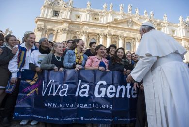 Papa Francesco: “Sono un peccatore, mi confesso ogni 15 giorni”