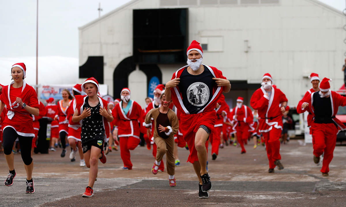 La corsa dei Babbi Natale in Nuova Zelanda