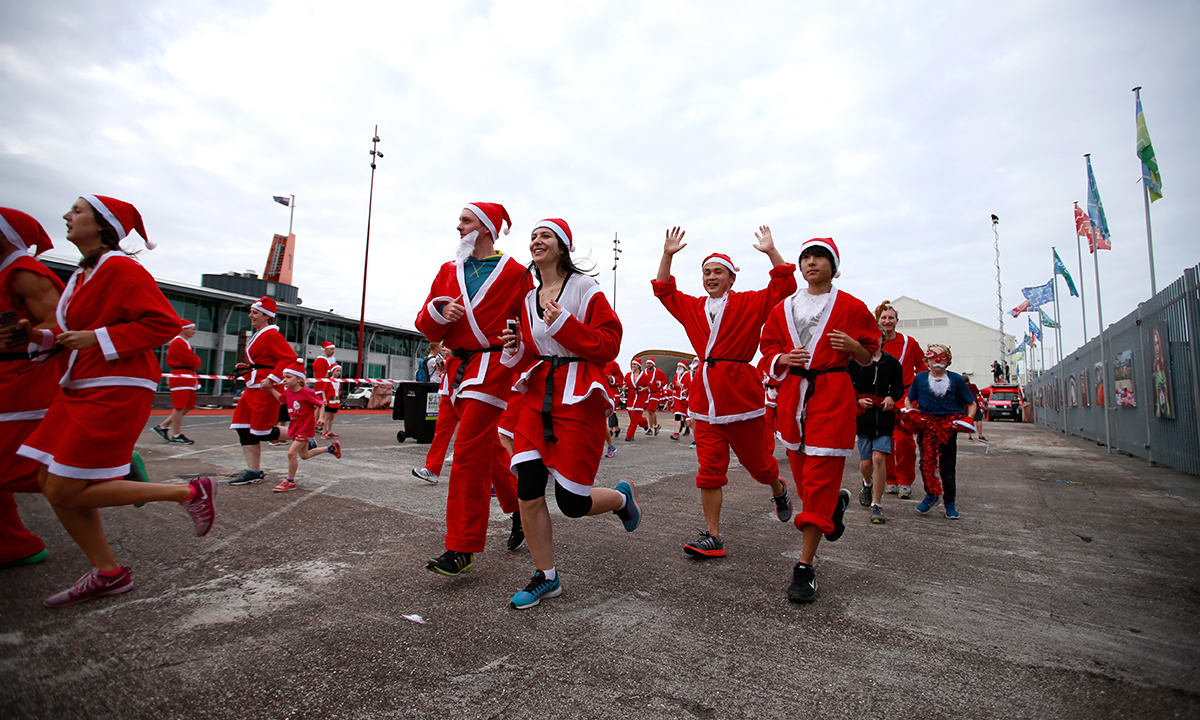 La corsa dei Babbi Natale in Nuova Zelanda