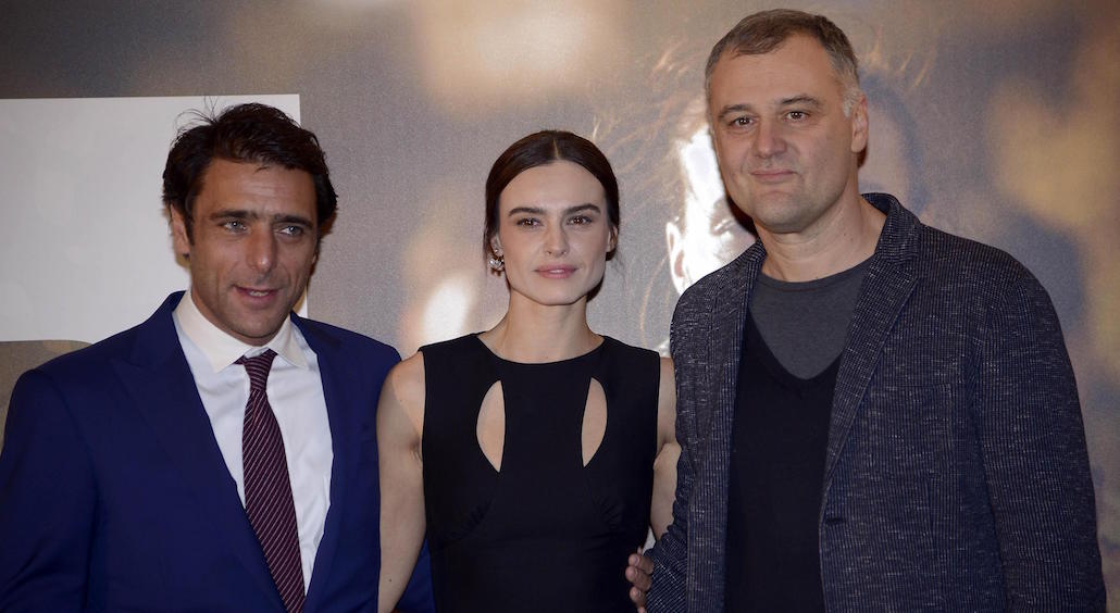 Limbo: 5 cose da sapere sul film tv con Kasia Smutniak Limbo: 5 cose da sapere sul film tv con Kasia Smutniak