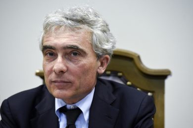 Pensioni più basse e al lavoro fino a 75 anni