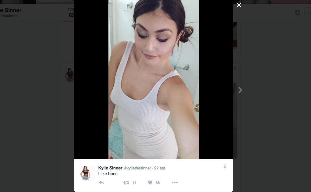 Kylie Sinner, la pornostar vergine Kylie Sinner, la pornostar vergine