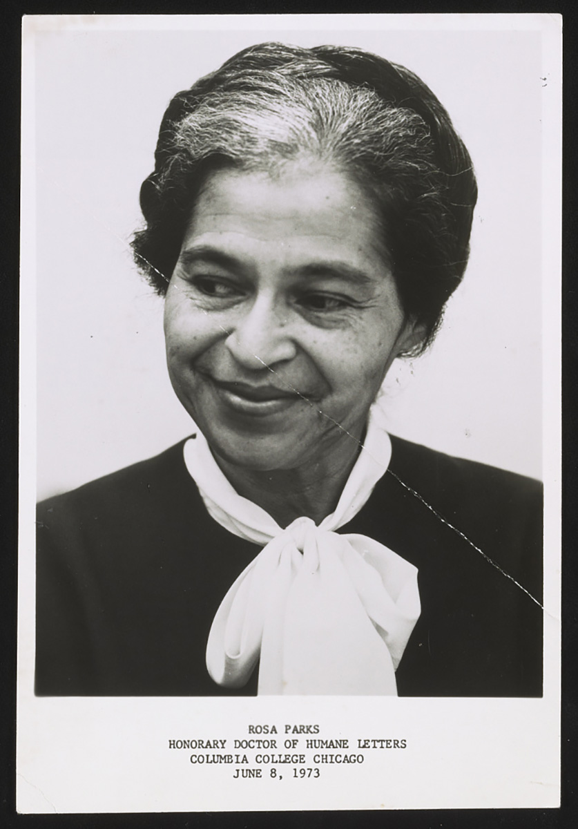 Rosa Parks, 60 anni fa il suo “no” sfidò il razzismo Rosa Parks, 60 anni fa il suo “no” sfidò il razzismo