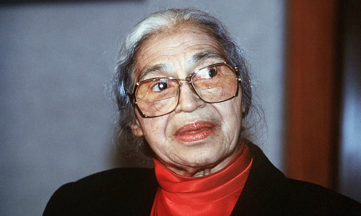 Rosa Parks, 60 anni fa il suo “no” sfidò il razzismo Rosa Parks, 60 anni fa il suo “no” sfidò il razzismo