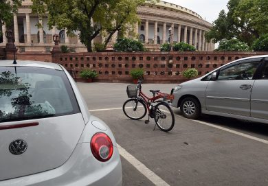 A team of young witty Italians wins Hackathon 2015