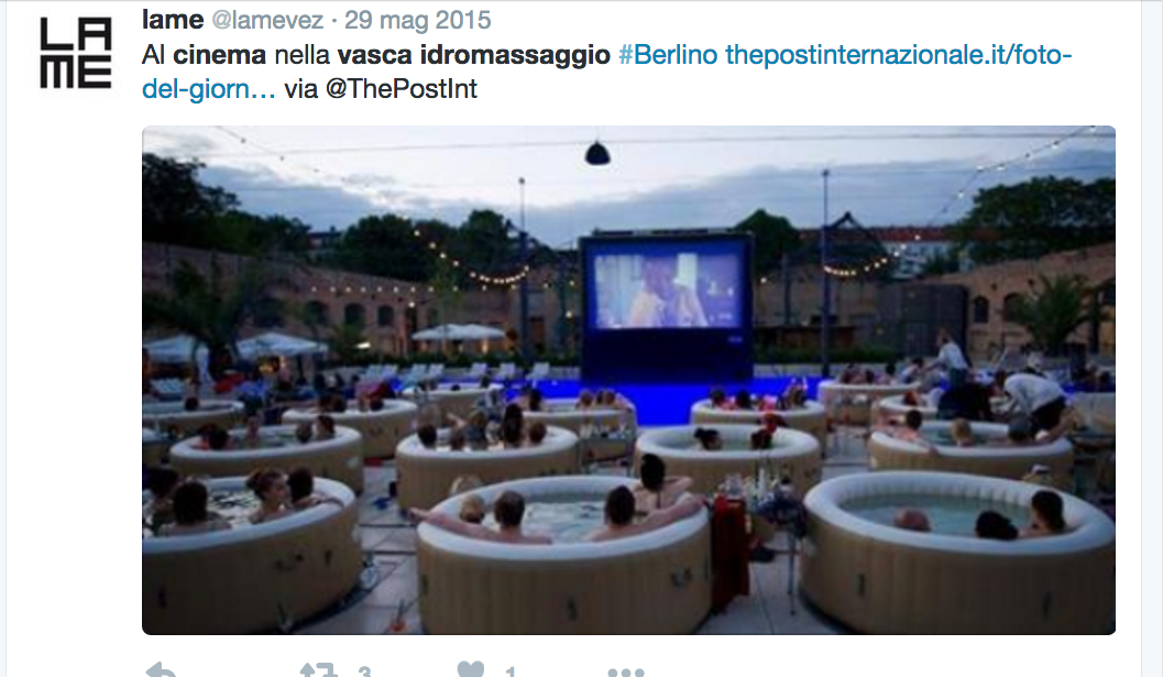 Al cinema il film si guarda in vasca idromassaggio Al cinema il film si guarda in vasca idromassaggio