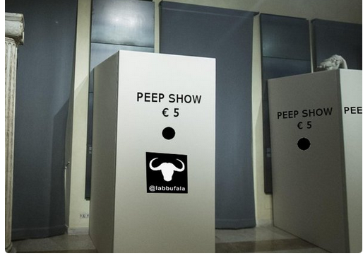 L’ironia social sulle #Statue coperte per la visita di Rohani