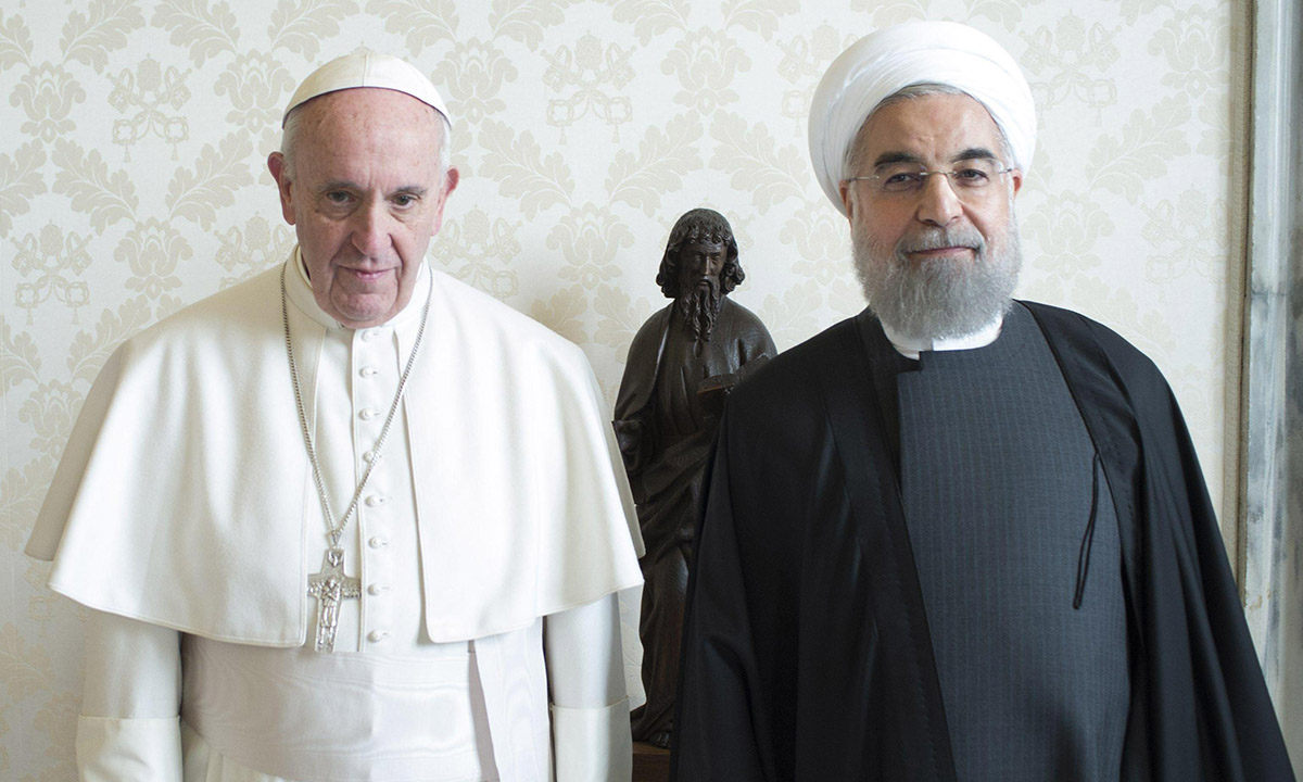 Hassan Rohani in visita a Papa Francesco – Foto
