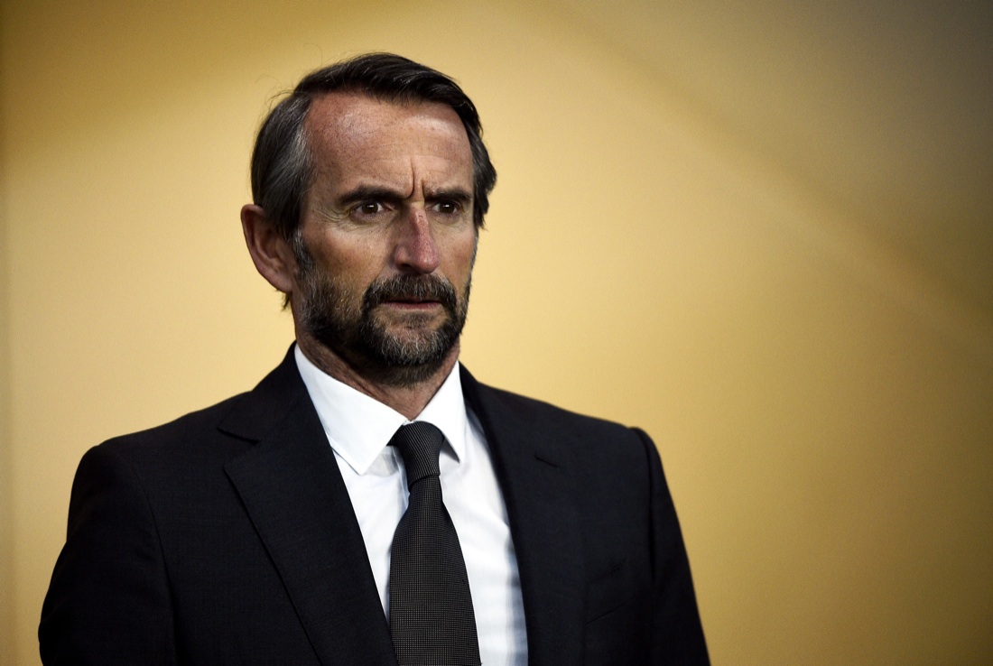 Benefit nascosti, fatture false e società schermo: così il calcio evade le tasse