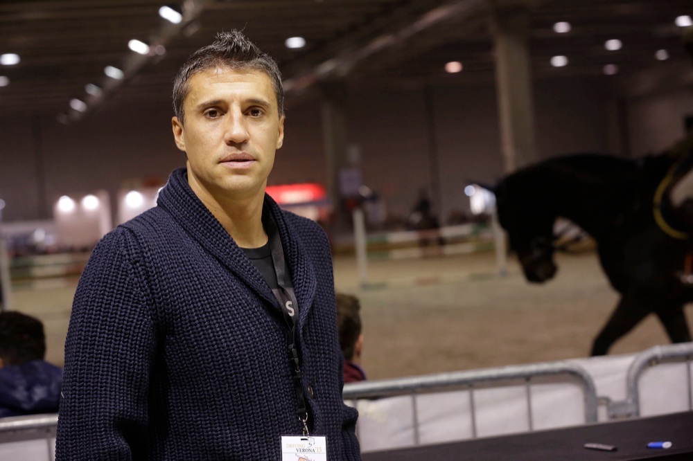 Benefit nascosti, fatture false e società schermo: così il calcio evade le tasse