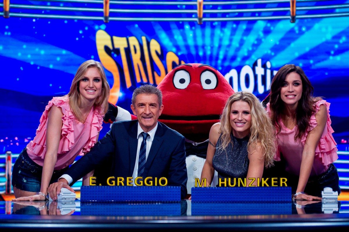 Striscia la Notizia: stasera il ritorno di Michelle Hunziker Striscia la Notizia: stasera il ritorno di Michelle Hunziker