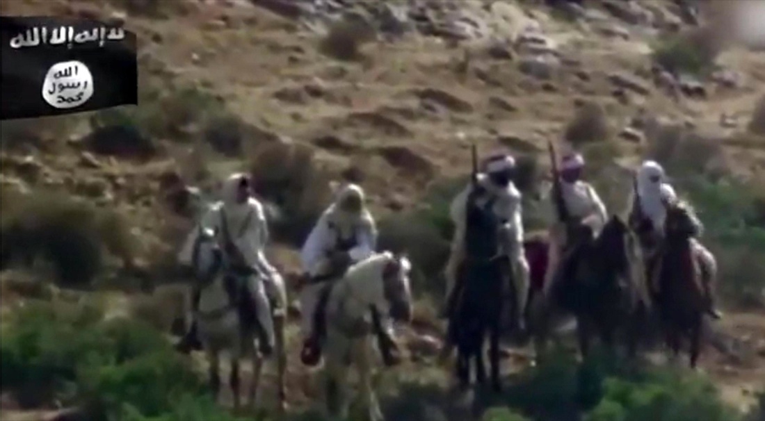 Galleria foto 'Isis: nuovo video di minacce all’Italia con scene del Leone del Deserto' - foto 9