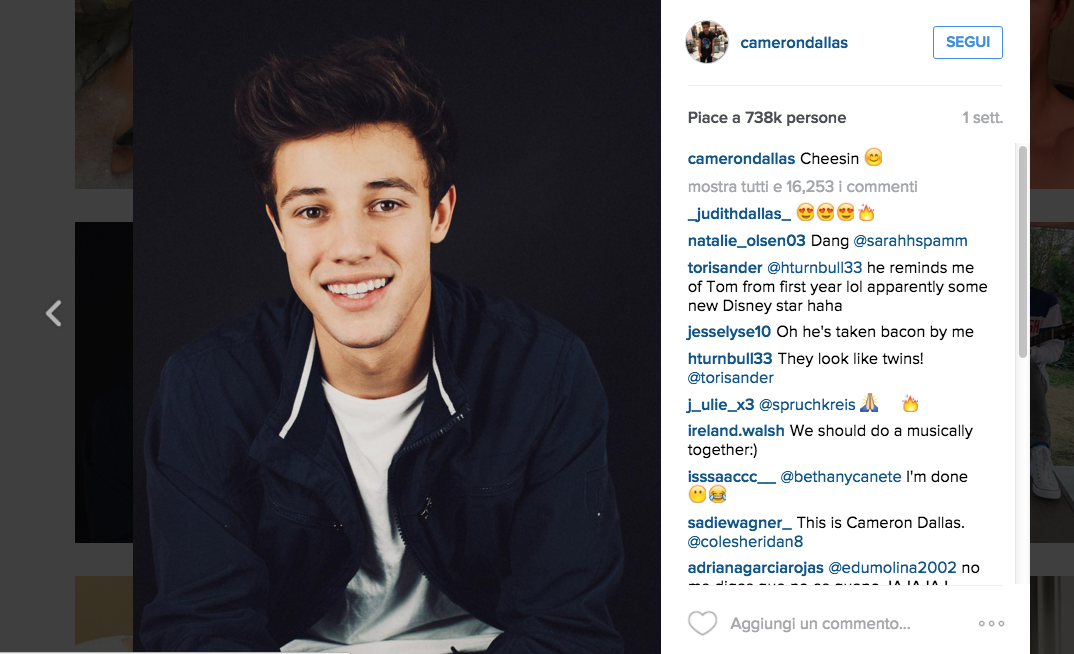 Chi è Cameron Dallas, l’idolo delle ragazzine che ha paralizzato Milano Chi è Cameron Dallas, l’idolo delle ragazzine che ha paralizzato Milano