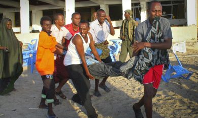 Somalia, strage jihadista a Mogadiscio – Foto
