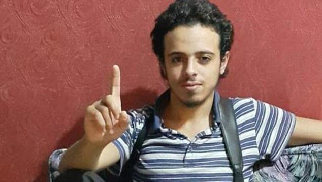 Isis, ecco la foto che celebra i kamikaze di Parigi