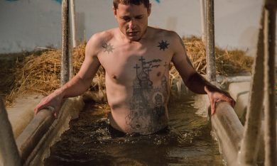 Epifania ortodossa: bagni nell’acqua ghiacciata
