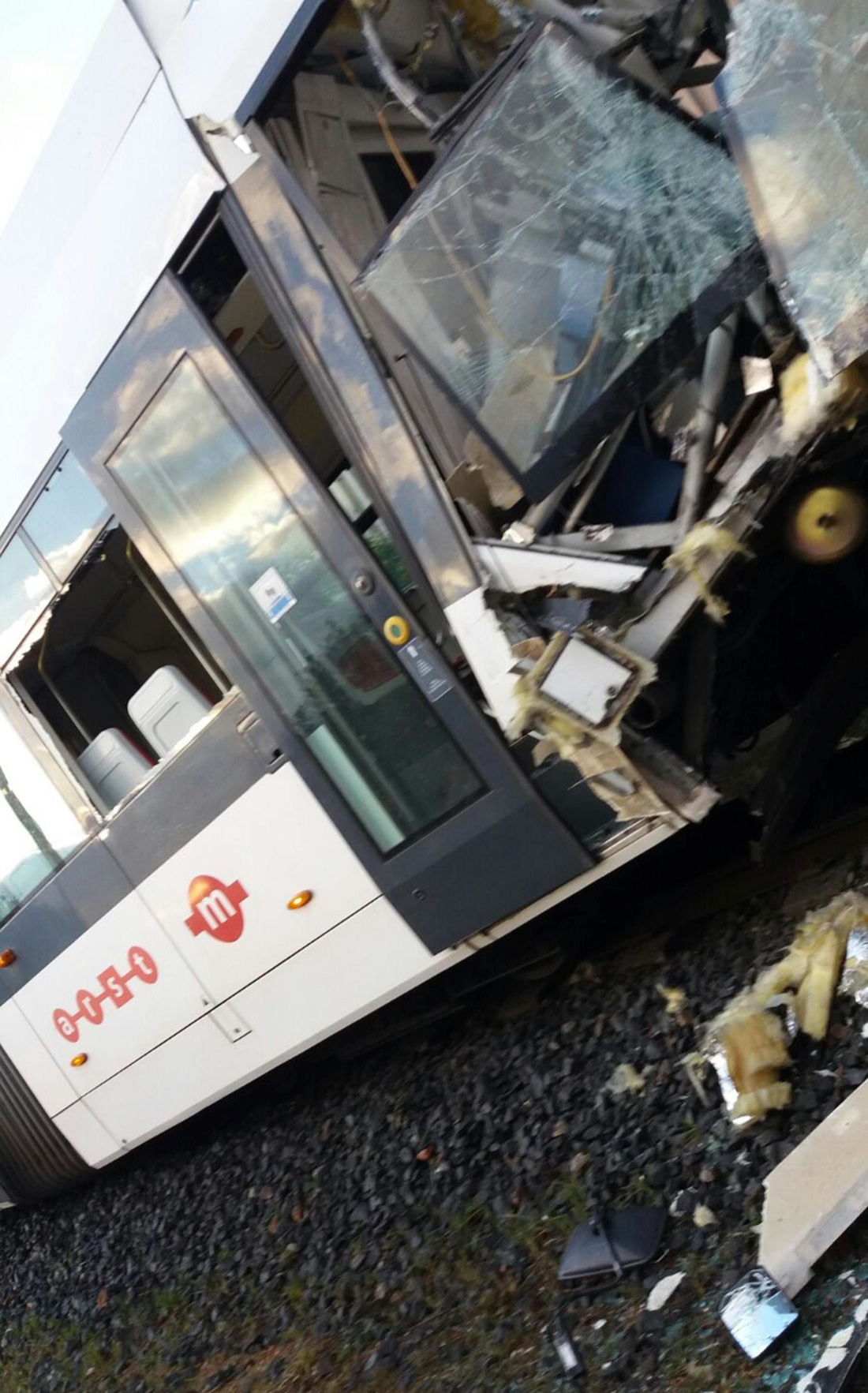 Scontro tra treni della metropolitana a Cagliari: le immagini dell’incidente Scontro tra treni della metropolitana a Cagliari: le immagini dell’incidente