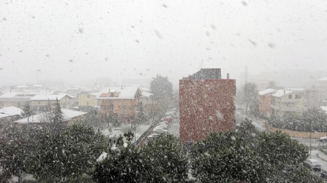 Maltempo: neve e gelo sull’Italia – Foto e Video