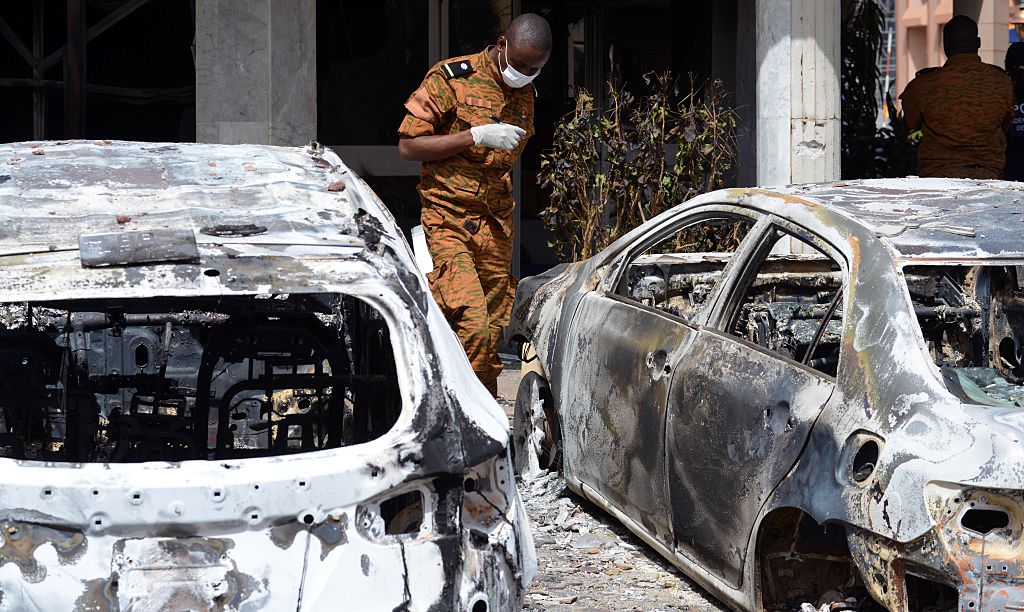 Burkina Faso, un bambino italiano vittima della strage – Foto Burkina Faso, un bambino italiano vittima della strage – Foto