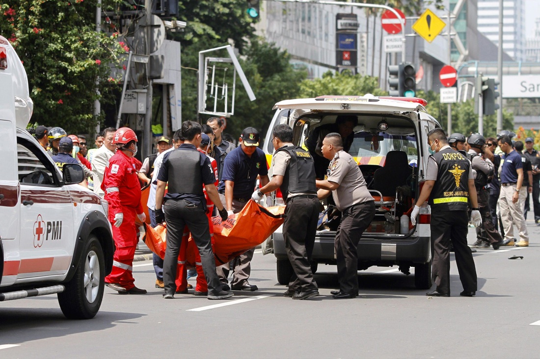 Indonesia, tre arresti per l’attentato a Giacarta – Foto e video Indonesia, tre arresti per l’attentato a Giacarta – Foto e video