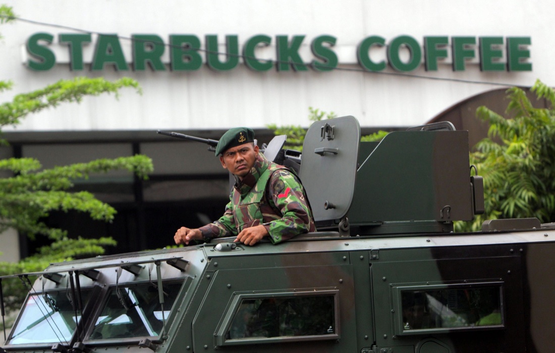 Indonesia, tre arresti per l’attentato a Giacarta – Foto e video Indonesia, tre arresti per l’attentato a Giacarta – Foto e video