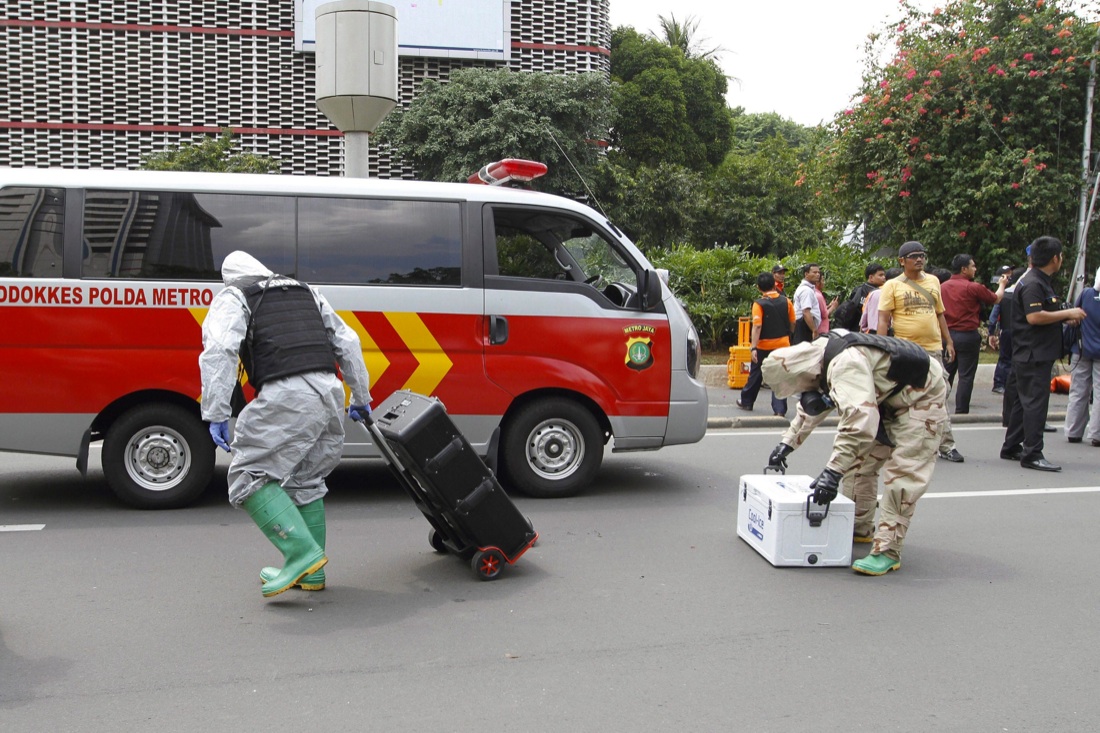 Indonesia, tre arresti per l’attentato a Giacarta – Foto e video Indonesia, tre arresti per l’attentato a Giacarta – Foto e video