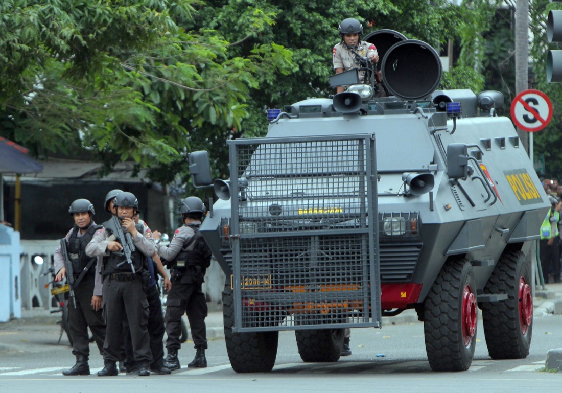 Indonesia, tre arresti per l’attentato a Giacarta – Foto e video Indonesia, tre arresti per l’attentato a Giacarta – Foto e video