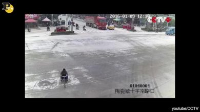 Cina: camion investe scooter. Tre donne salve per miracolo