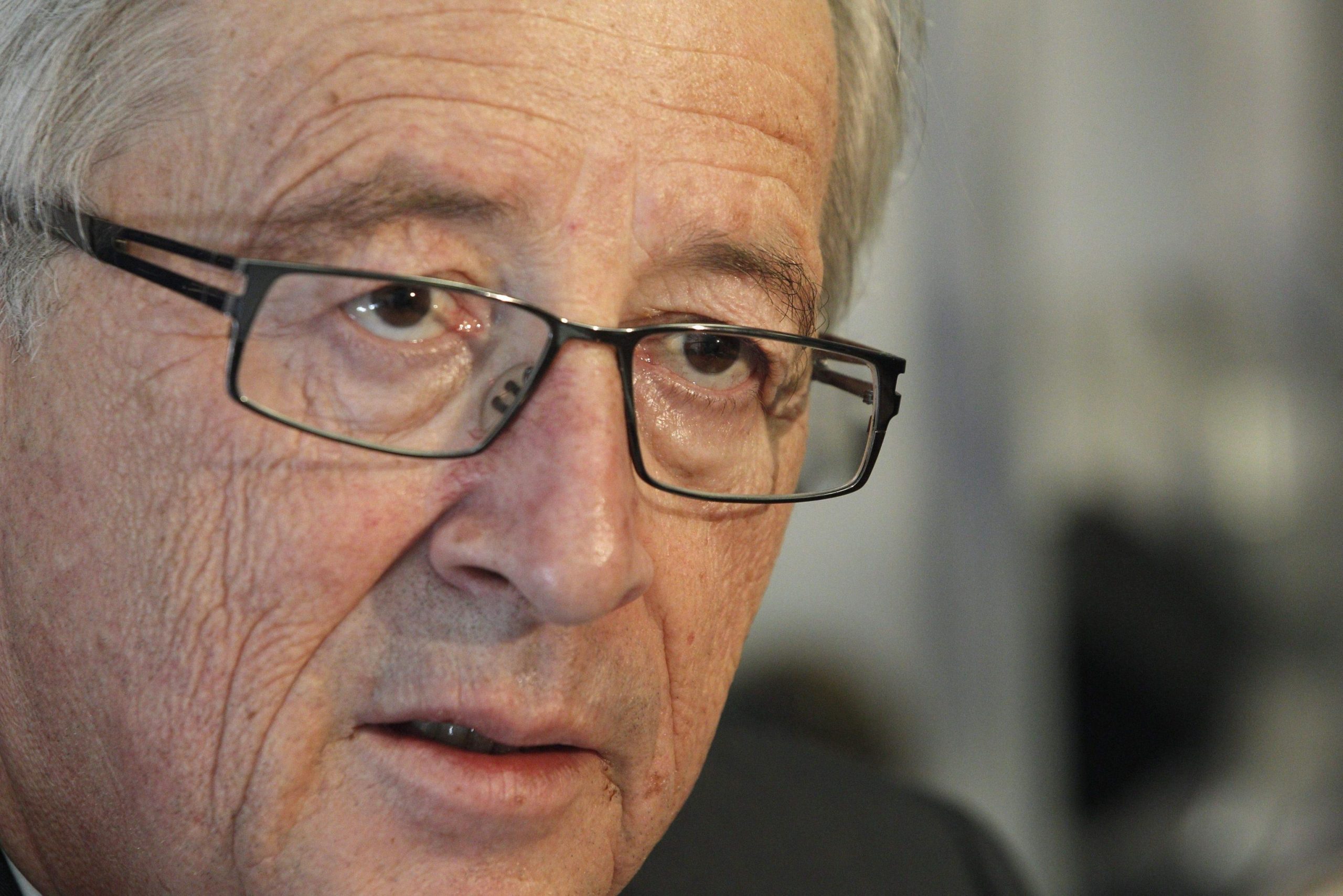 Juncker – Renzi, desolante scontro personale