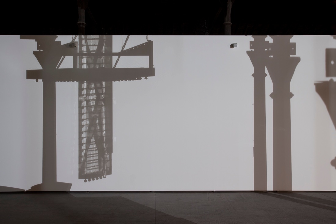 Philippe Parreno, una mostra fatta di musica Philippe Parreno, una mostra fatta di musica