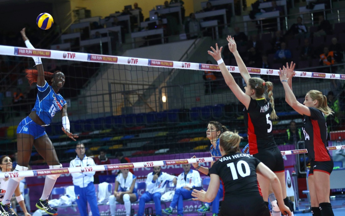 Paola Egonu: la nuova Italia del volley che gioca anche contro il razzismo