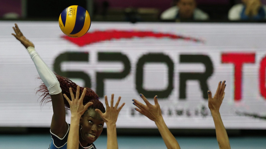 Paola Egonu: la nuova Italia del volley che gioca anche contro il razzismo