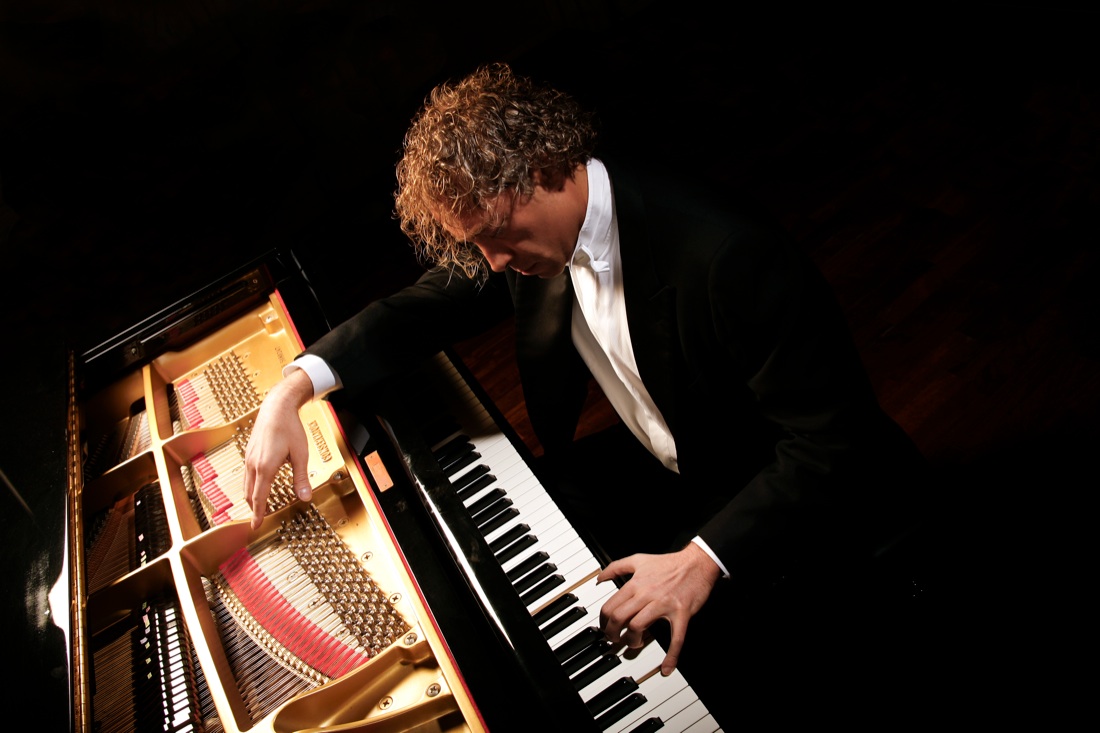 Il pianista Paolo Restani debutta a New York Il pianista Paolo Restani debutta a New York